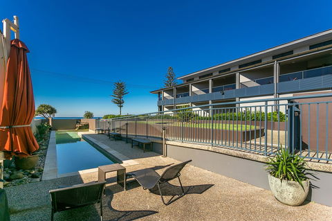 Lennox Holiday Apartments - Tourism Hervey Bay 5