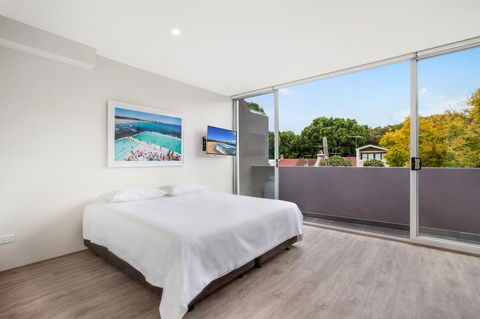 Bondi Beach Studio King Suite + Balcony - Tourism Hervey Bay 0