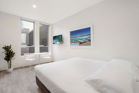 Bondi Beach Studio Suite 3 - Hervey Bay Accommodation 1