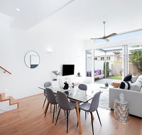 BONDI BLUE-hosted byL'Abode Accommodation - Tourism Hervey Bay