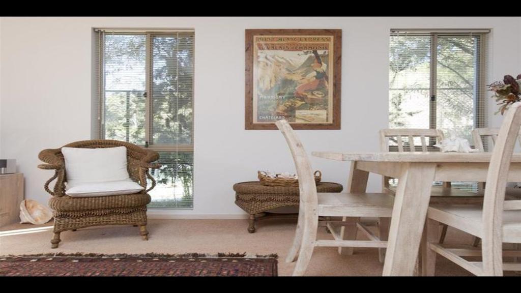 Surf Beach NSW Hervey Bay Accommodation