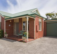 Boston Beach House 2-19 - Hervey Bay Accommodation