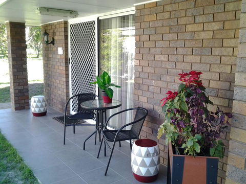 Bottlebrush B & B - Hervey Bay Accommodation 1