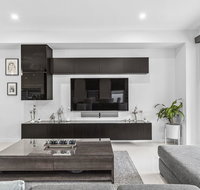 BOUTIQUE STAYS - Edinburgh Place - Tourism Hervey Bay