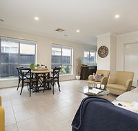 BOUTIQUE STAYS - Gumflower - Tourism Hervey Bay