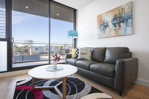 Boutique Stays - Hampton Hub - Tourism Hervey Bay 0