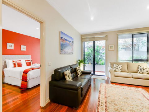 Boutique Stays - River Boulevard, Richmond Apartment - Tourism Hervey Bay 0