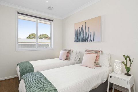 Boutique Stays - The Richardson - Tourism Hervey Bay 1