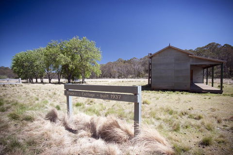 Brackens Hut - Tourism Hervey Bay 1