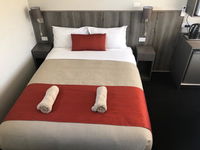 Book Cootamundra Accommodation Vacations Hervey Bay Accommodation Hervey Bay Accommodation