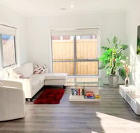 Brand New Home 10 mins to Beach Torquay Geelong Deakin Hospitals - Hervey Bay Accommodation