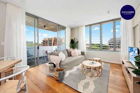 BRAND NEW- Premium Bondi Beach Escape - Hervey Bay Accommodation 2