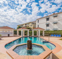 Breakers Block 1 unit 1- Pool in complex - across the road from the beach - Hervey Bay Accommodation