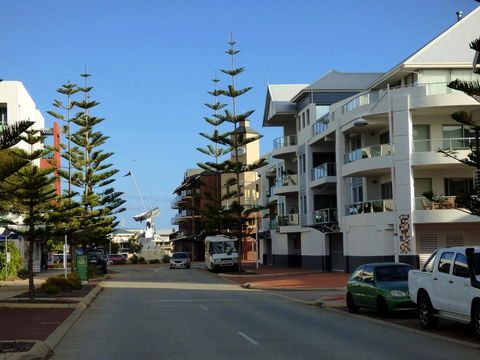 Breakwater Short Stay - Hervey Bay Accommodation 2