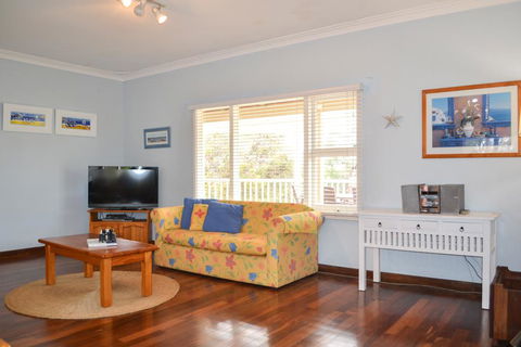 Bremer Riverfront Views To The Sea - Hervey Bay Accommodation 3