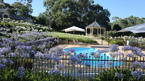 Brice Hill Country Lodge - Tourism Hervey Bay 0