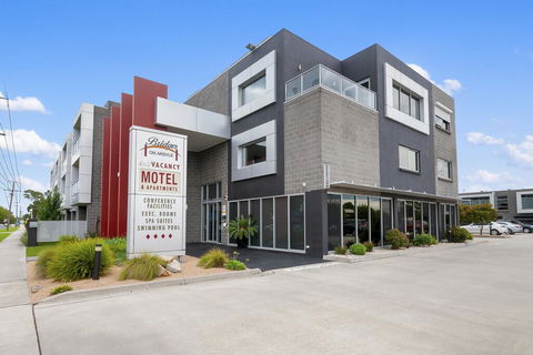 Bridges On Argyle - Hervey Bay Accommodation 0