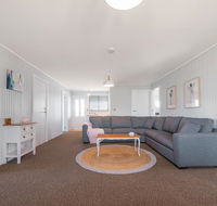 Bridport Holiday House - Hervey Bay Accommodation