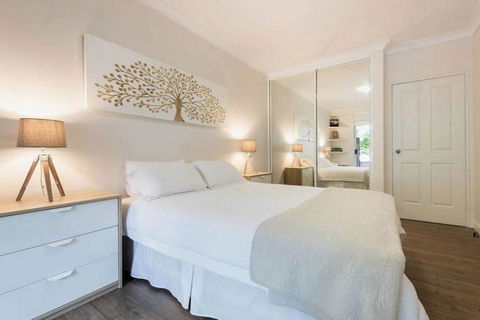 Bright Comfy Bondi Home - Hervey Bay Accommodation 2