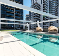 Broadbeach 2 Bedroom FREE WIFI Netflix  Parking - Hervey Bay Accommodation