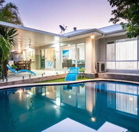 Broadbeach Waters Home With Private Pool - Hervey Bay Accommodation