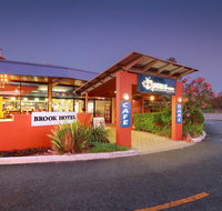 Brook Hotel - Tourism Hervey Bay