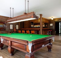 Brookfield Retreat - Large Holiday Home / Group Accommodation - Tourism Hervey Bay