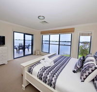 Brookwater- Waterfront on Lake Mulwala - Tourism Hervey Bay