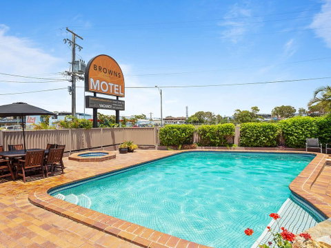 Browns At Broadbeach - Hervey Bay Accommodation 0