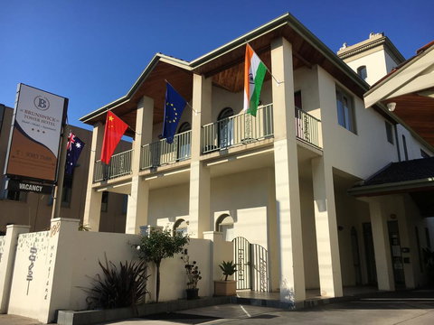 Brunswick Tower Hotel - Hervey Bay Accommodation 0