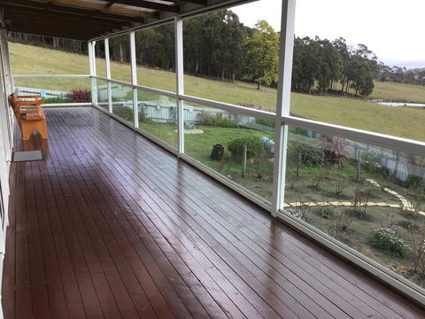 Bruny Sunset Beach GateAway - Hervey Bay Accommodation 2