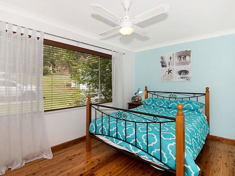 Budgewoi Cottage - Tourism Hervey Bay 0