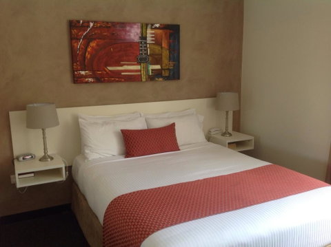 Buffalo Motor Inn - Hervey Bay Accommodation 3