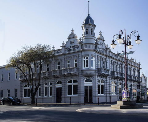 Bull And Mouth Hotel - Hervey Bay Accommodation 0