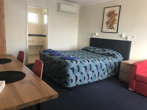 Bunbury Motel - Hervey Bay Accommodation 2