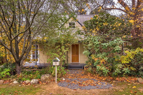 Bunyip Cottage - Hervey Bay Accommodation 0