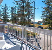 Burleigh - great house room for the boat- across the road from beach - Hervey Bay Accommodation