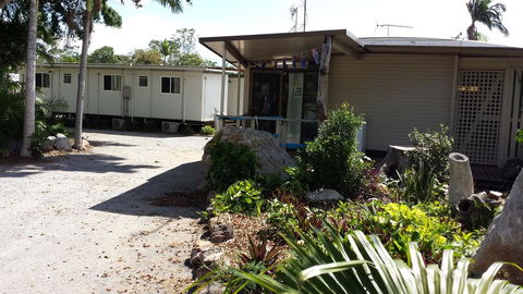 Bushchooks Travellers Village - Hervey Bay Accommodation 1