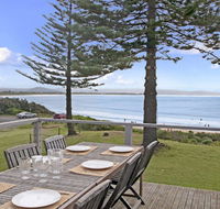 By the Sea - SPECIAL OFFER 3 FOR 2 - Hervey Bay Accommodation