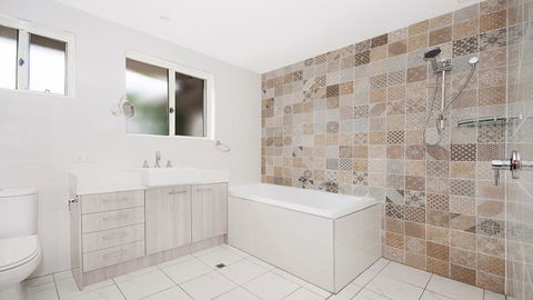 Byron At Lennox - Lennox Head - WIFI - Hervey Bay Accommodation 3