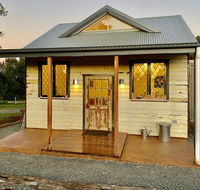 BYRON BAY New SUNSET COTTAGE - Tourism Hervey Bay