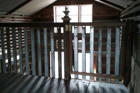 BYRON BAY'S HISTORIC BARNSTAY! - Tourism Hervey Bay 3