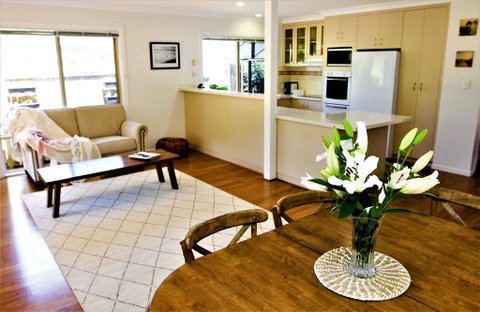 Byron Marvell - Hervey Bay Accommodation 2