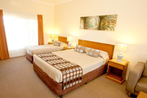 Byron Motor Lodge Motel - Hervey Bay Accommodation 2