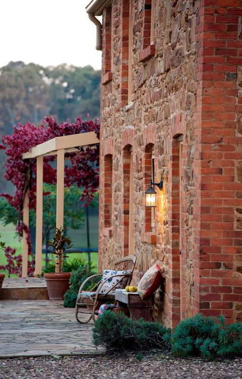 Byronsvale Vineyard And Accommodation - Hervey Bay Accommodation 3