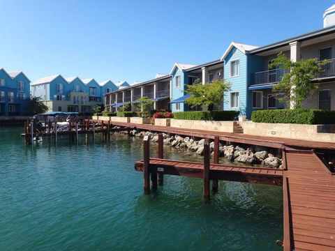 C Mandurah Resort & Serviced Apartments - Tourism Hervey Bay 3