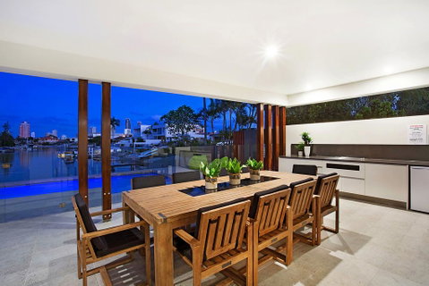 C'est La Vie - Hervey Bay Accommodation 2