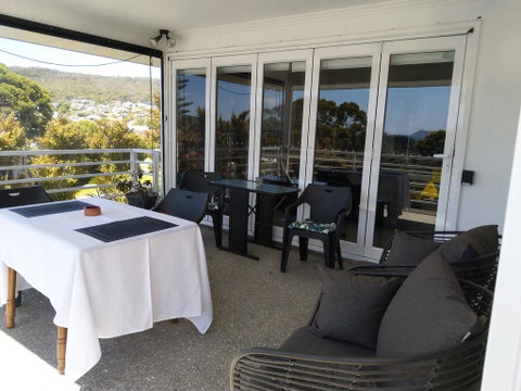 C'est La Vie - Tourism Hervey Bay 1