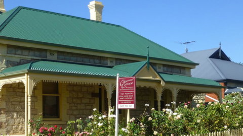 Cabernet Cottage - Hervey Bay Accommodation 0