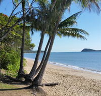 Cairns Northern Beaches Holiday Retreat - Hervey Bay Accommodation
